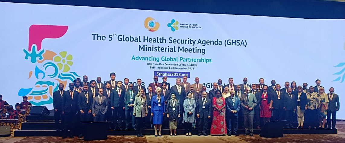 Global Health Security Agenda (GHSA), 5. ministerikokous. Ryhmäkuva. 