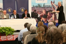 Paneldebatten "Ikuisen poudan maa - Suomi-brändi 2020" var en publiksuccé. 
