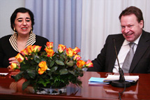 Cyperns utrikesminister Erato Kozakou-Marcoullis gav en presskonferens med utrikesminister Ilkka Kanerva.