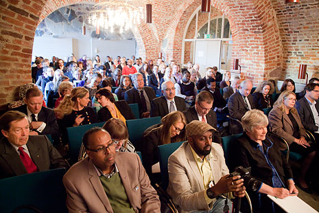 Den 7 november ordnade Storbritanniens ambassad i Helsingfors och Finlands utrikesministerium ett seminarium där man diskuterade hur det internationella samfundet bäst ska kunna stödja återuppbyggnadsarbetet i Somalia. Foto: Raino Heinonen