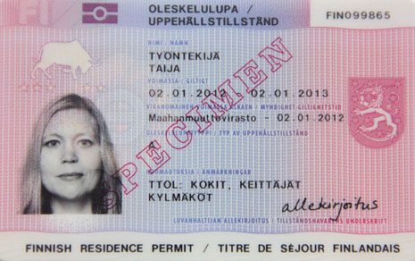 I början av 2012 inför Finland biometriska uppehållstillståndskort. Samtidigt frångås uppehållstillståndsmärket som fogas till resedokumenten.