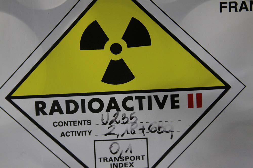 Radioaktiivinen -kyltti. Kuva: NNSA/Flickr, creativecommons.org/licenses/by-nd/2.0