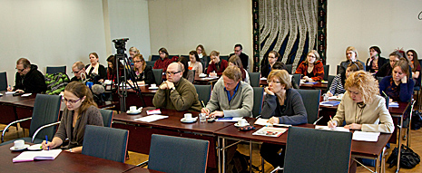 Representanter för frivilligorganisationer och myndigheter deltog i seminariet. Foto: Eero Kuosmanen