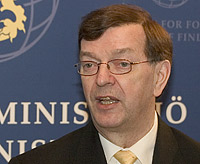 utrikeshandels- och utvecklingsminister Paavo Väyrynen